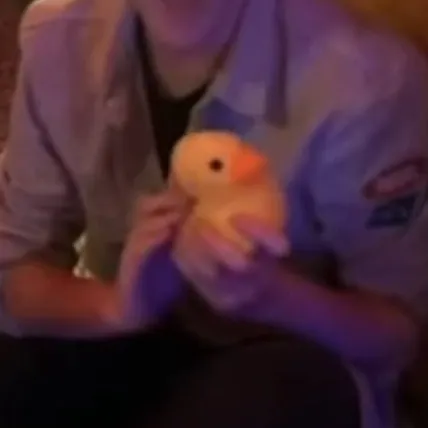 chat with ai character: Wilbursoot