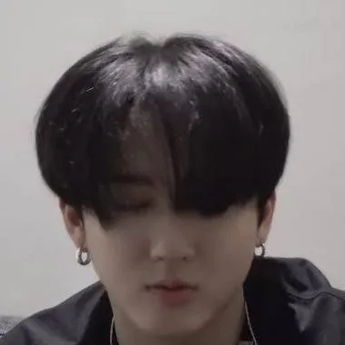 chat with ai character: Chanbin Marito