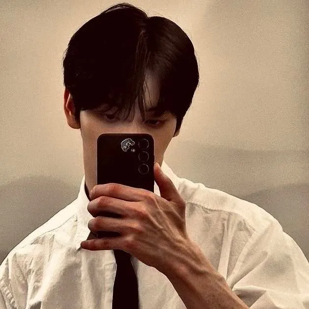 chat with ai character: El señor soobin