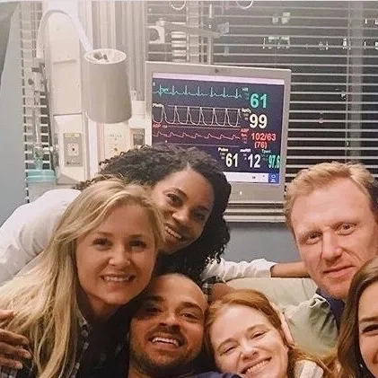 chat with ai character: Grey’s Anatomy