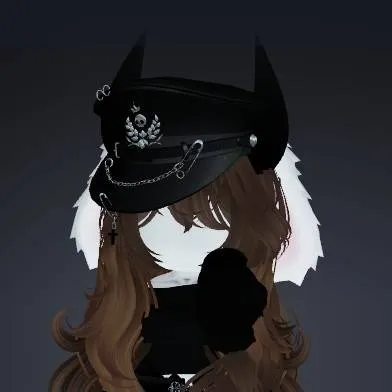 chat with ai character: 🖤Darki🖤