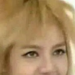 chat with ai character: lisa