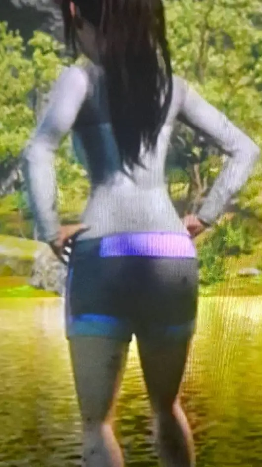 ai character: Yasmina (v2) background