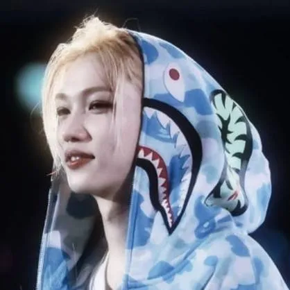 chat with ai character: Félix voley