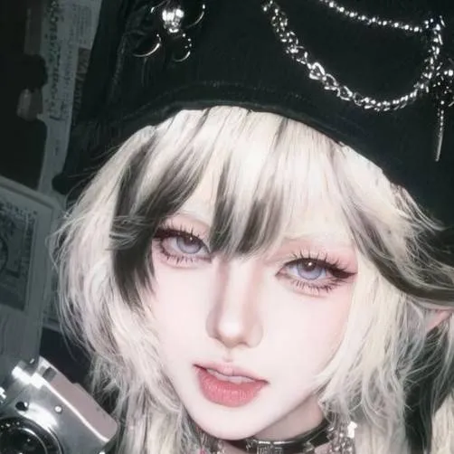 chat with ai character: my fandoms... 