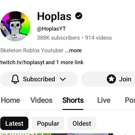 chat with ai character: hoplas