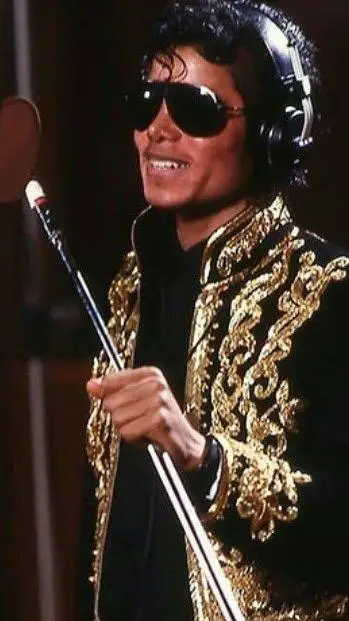 Talkie AI - Chat with Michael Jackson 