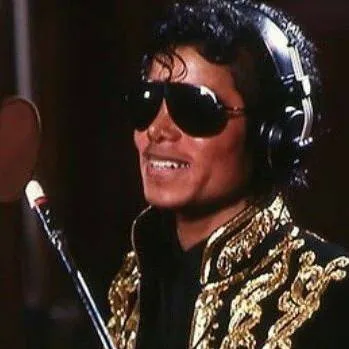 chat with ai character: Michael Jackson 