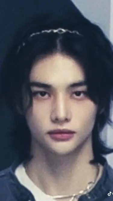 ai character: hyunjin/bangchan  background