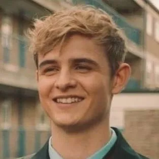 chat with ai character: Alex rider