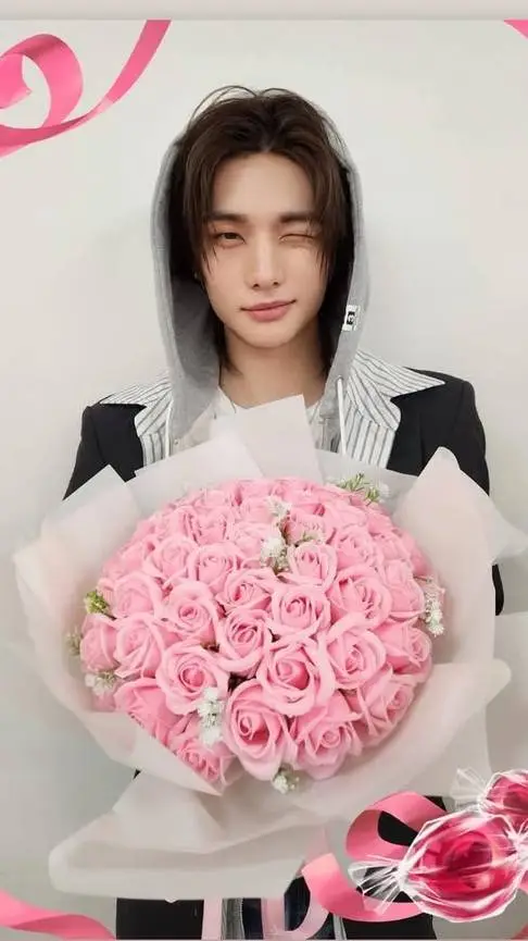 ai character: Hyunjin  background