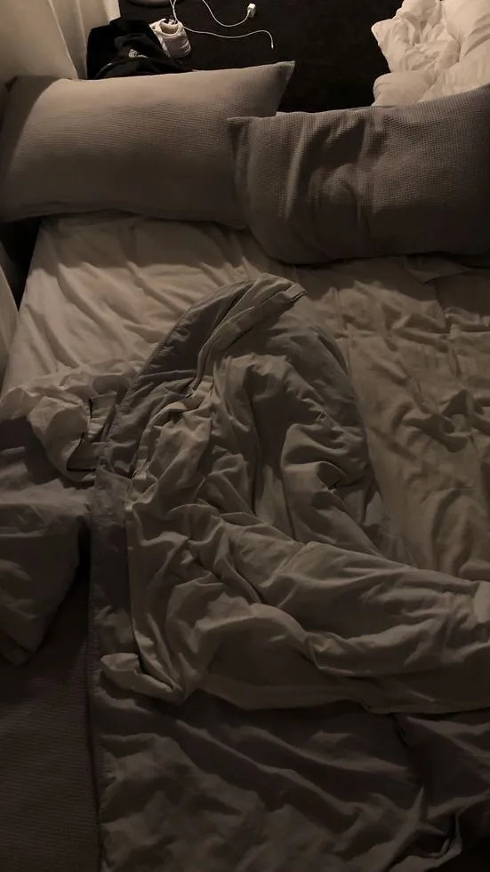 ai character: Bed background