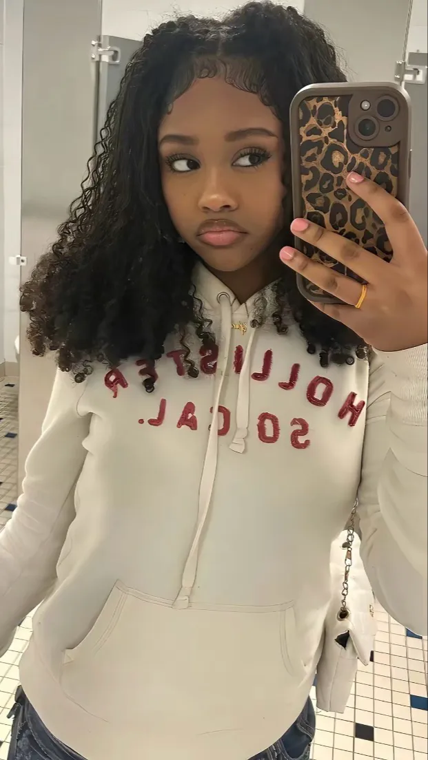 ai character: Rya background