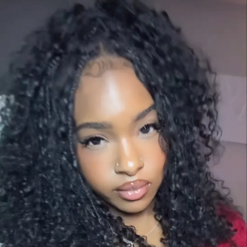 chat with ai character: Shaya