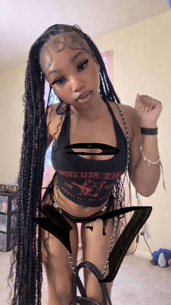 ai character: Aria background