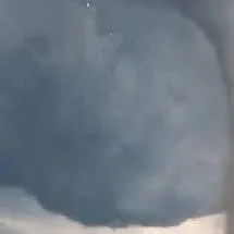chat with ai character: Storm chasing 3