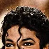 chat with ai character: APPLEHEAD💕/Michael