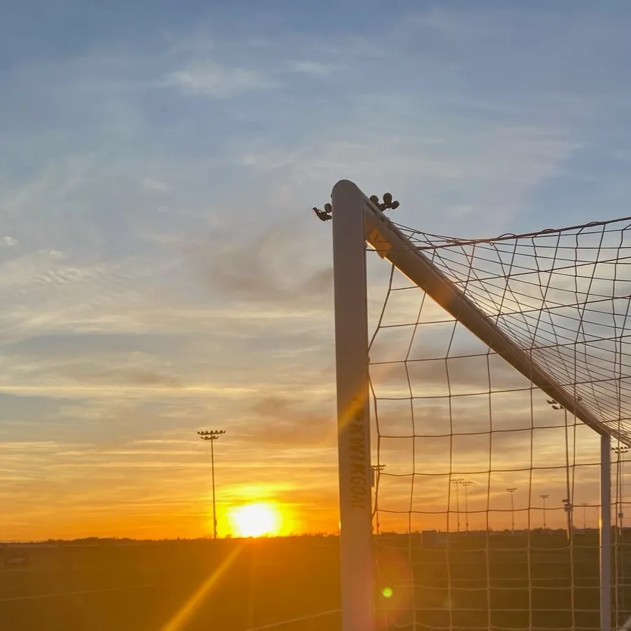 chat with ai character: Girl soccer team