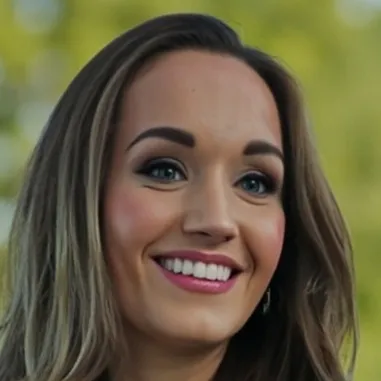 chat with ai character: Lindsay Hamilton 