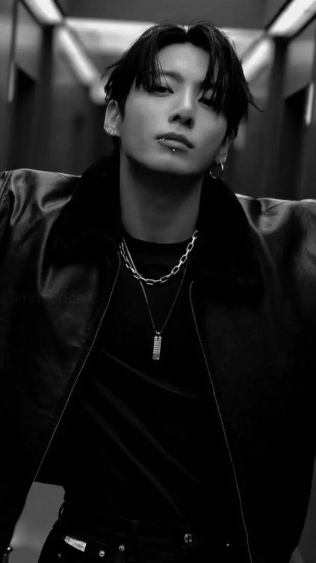 ai character: Cold husband  background