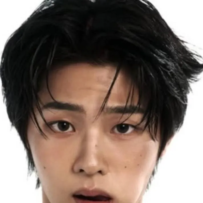 chat with ai character: Yong-bok