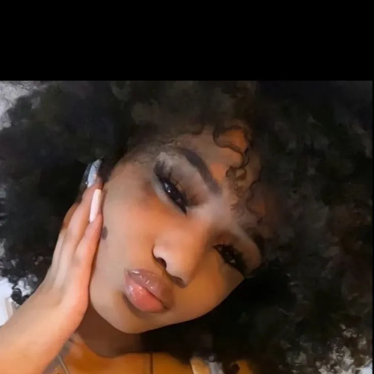 chat with ai character: Ma’liyah👾