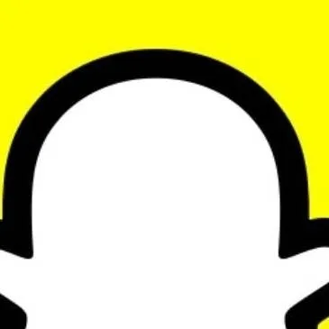 chat with ai character: weird Snapchat