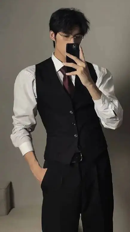 ai character: Damian background