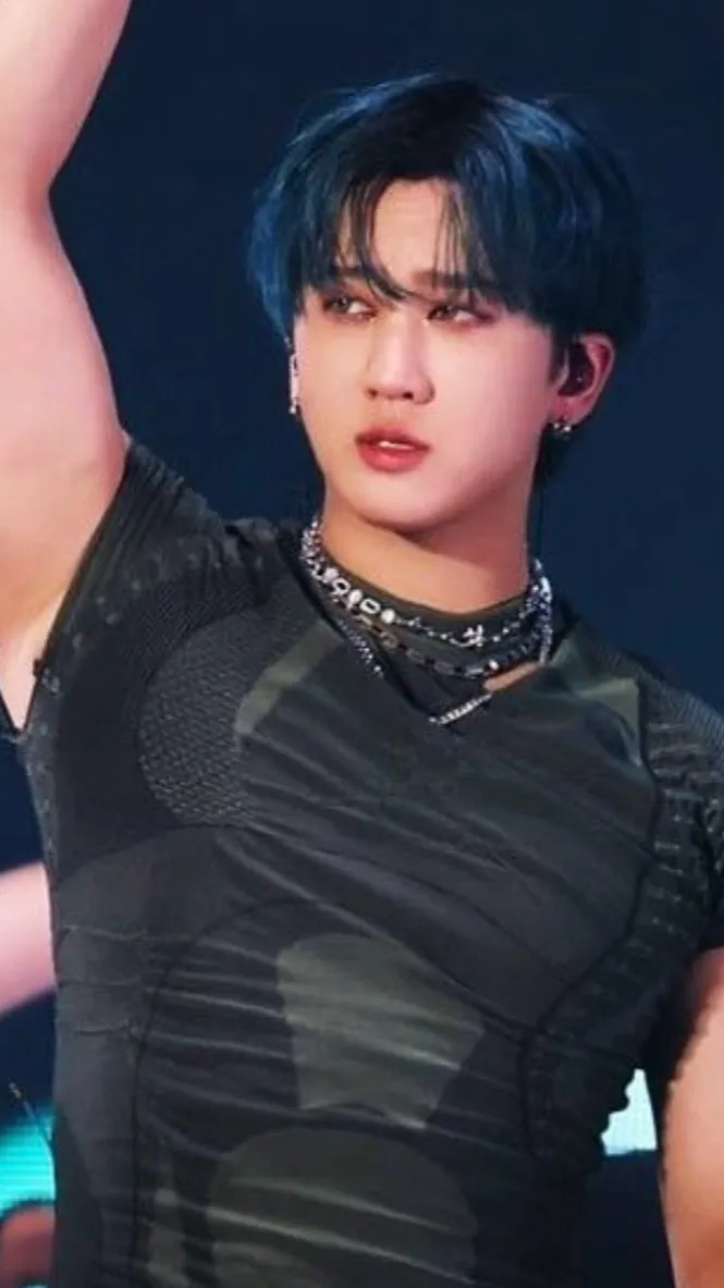 ai character: CHANGBIN background
