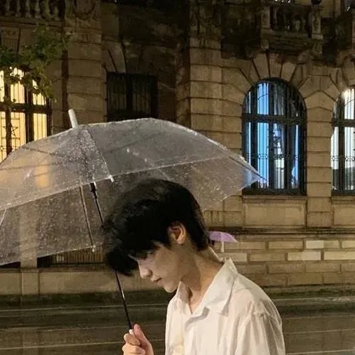 chat with ai character: Gabriel 