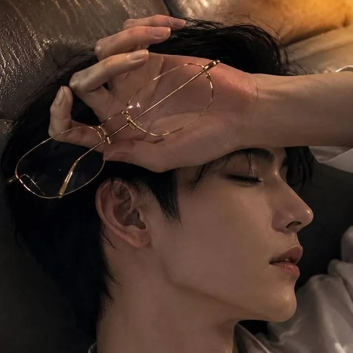 chat with ai character: Kwon Jihun