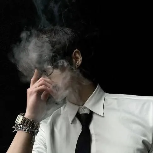 chat with ai character: aksara