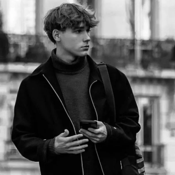 chat with ai character: Marceau 