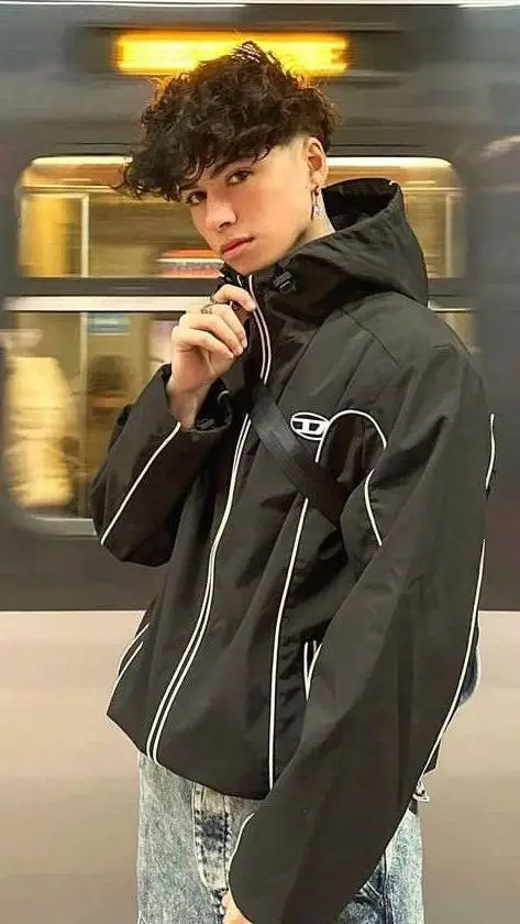 Talkie AI - Chat with Alexander