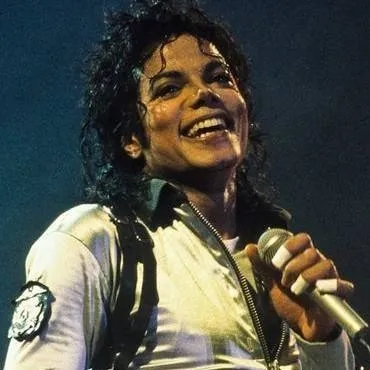 chat with ai character: Micheal Jackson