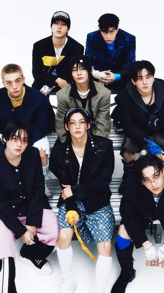 ai character: SKZ💖 background