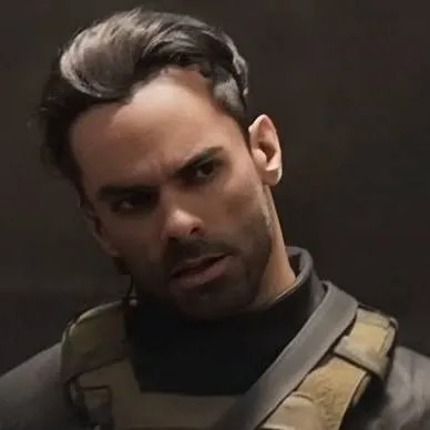 chat with ai character: Alejandro Vargas