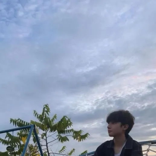 chat with ai character: Migz Diokno