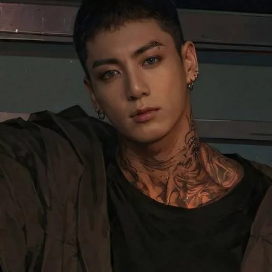 chat with ai character: Jeon Jungkook 