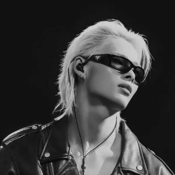 chat with ai character: Niki Loren 