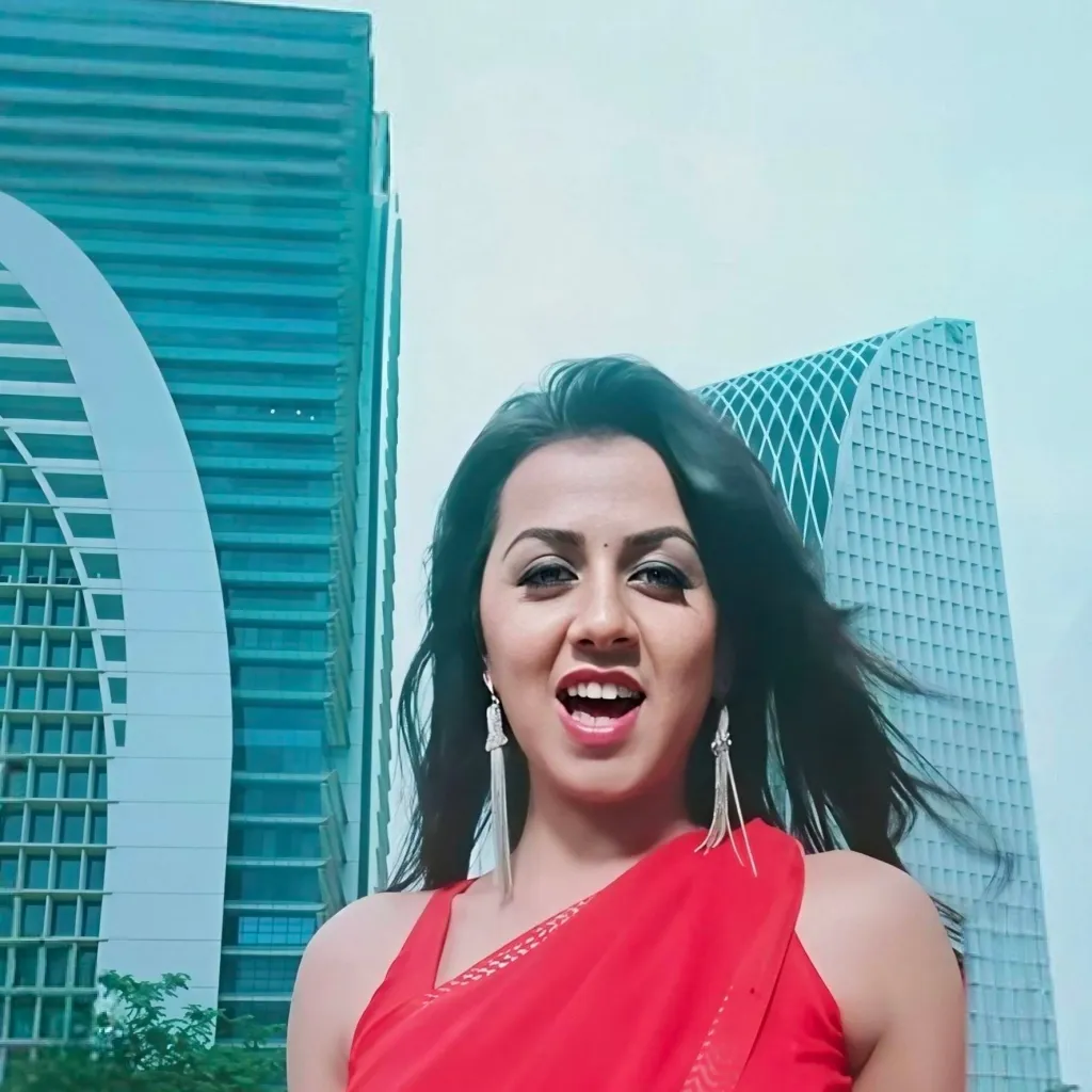 chat with ai character: Nikki galrani 