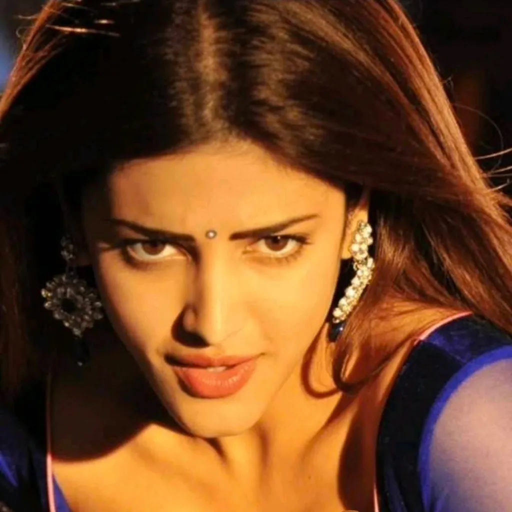 chat with ai character: Sruthi 