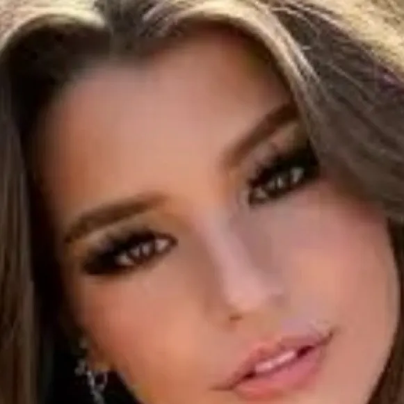 chat with ai character: Brooke