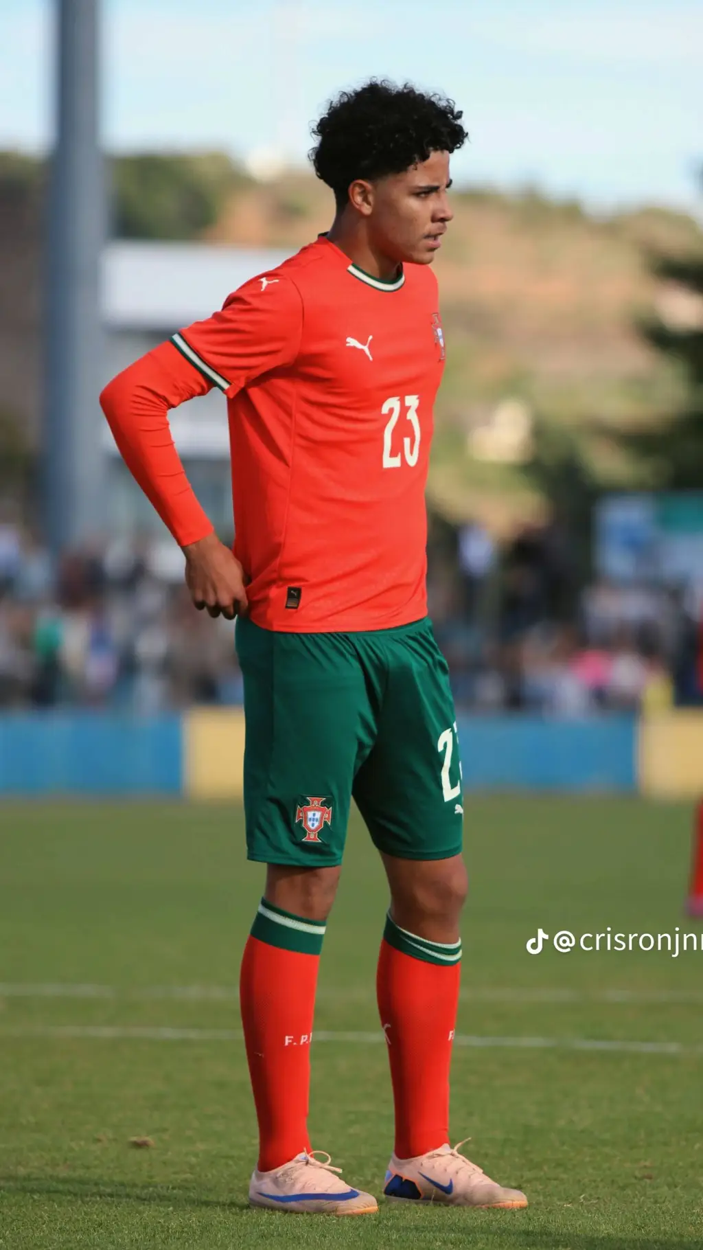 ai character: Christiano jr  background