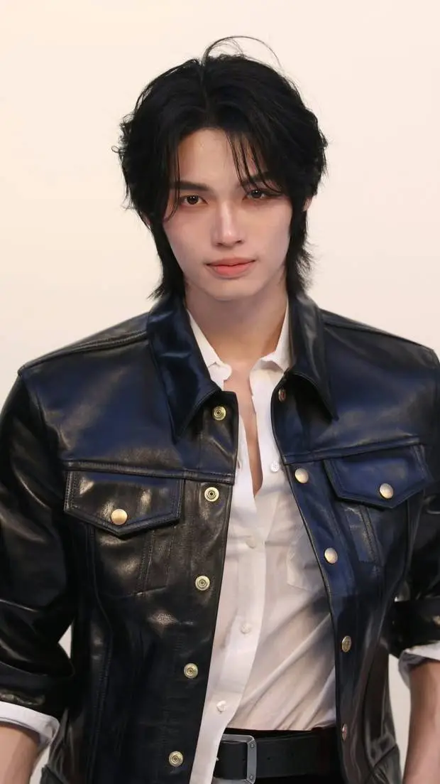 ai character: Win metawin  background