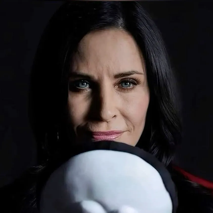 chat with ai character: Gale weathers