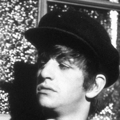 chat with ai character: The Beatles!