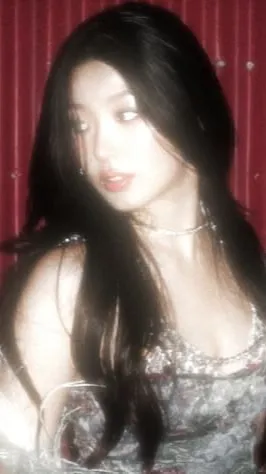 ai character: ivory  background