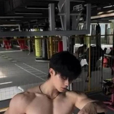 chat with ai character: Seo-jun