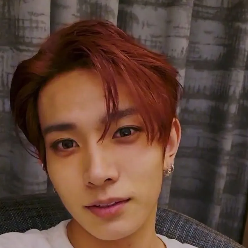 chat with ai character: heeseung (heejake)